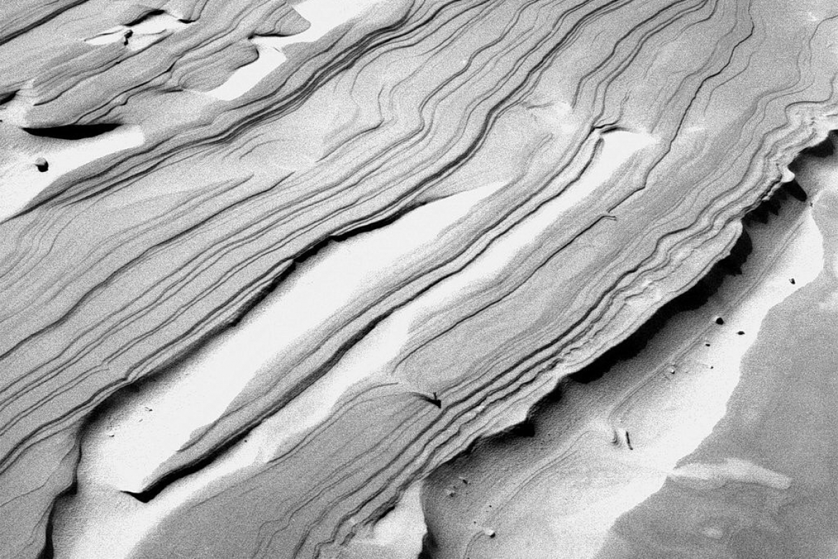 strukturen am meer, kniepsand, amrum 2003, schwarz-weiß