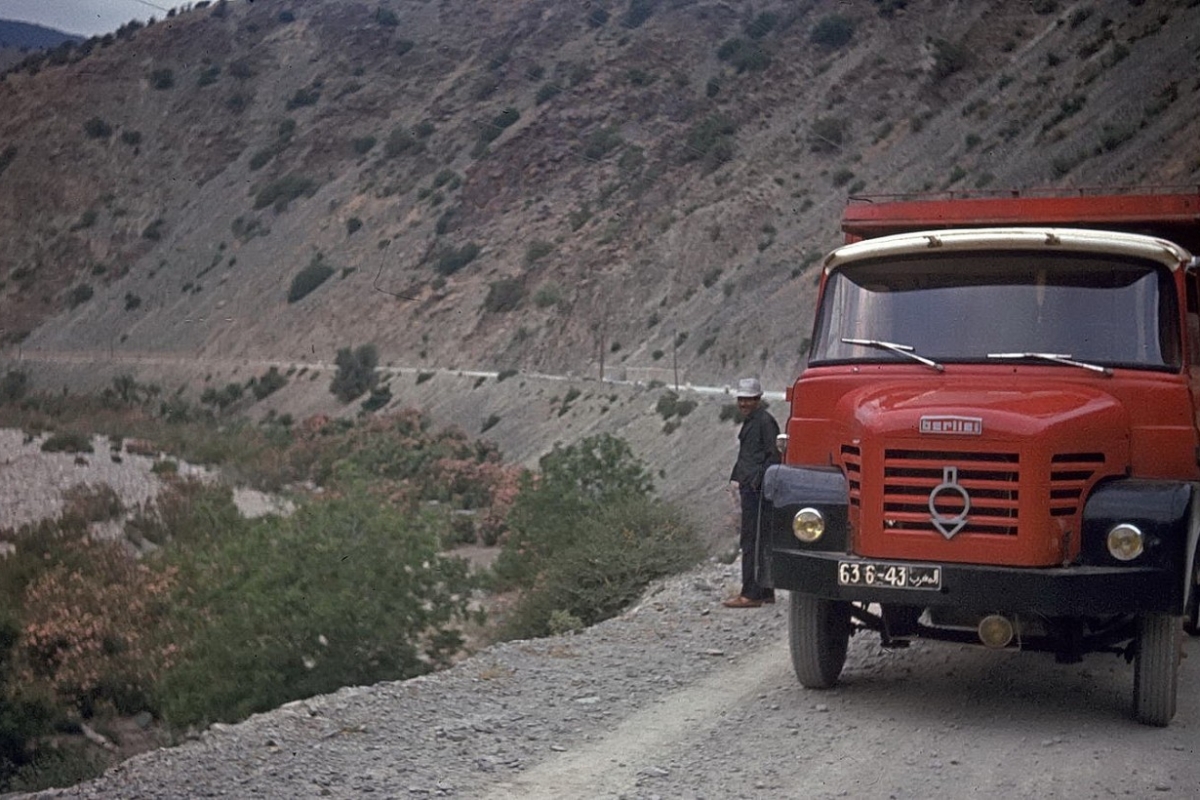 von casablanca per anhalter nach tan tan (ca 800km), mit einem melonenhändler im hohen atlas, 1969