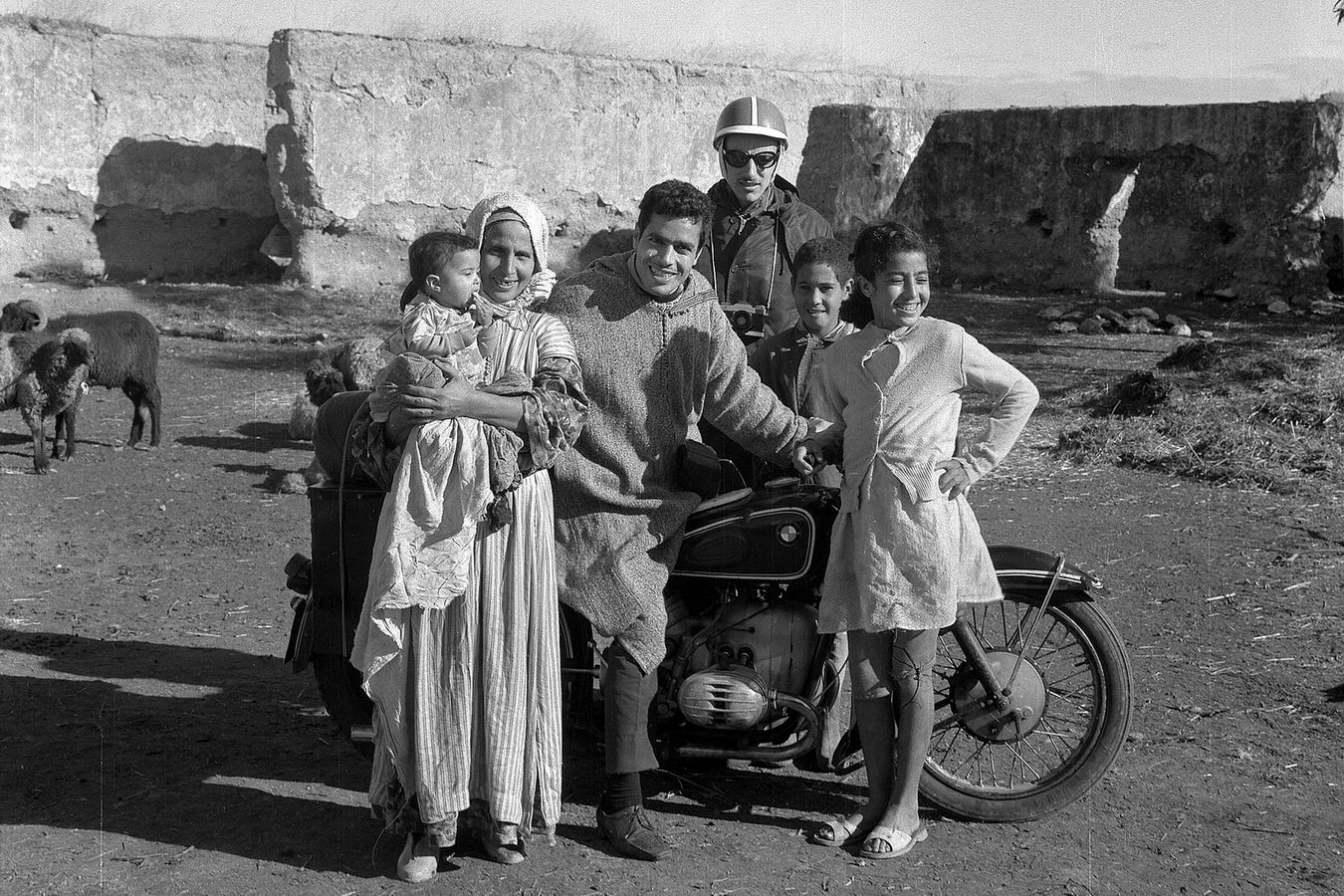 bsasla, mohammed mit seiner mutter, hans-jürgen, fatiha, marokko 1969