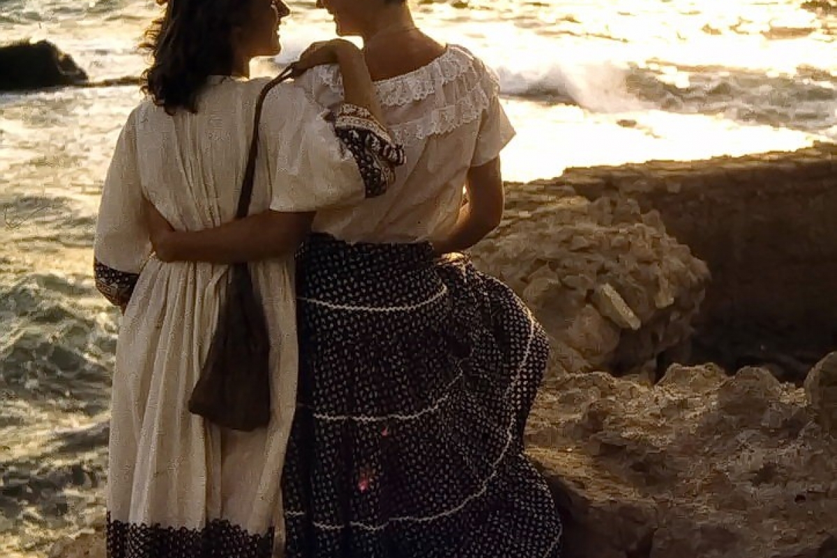 maria und susanne an der küste, sonnenuntergang, akko, israel 1978