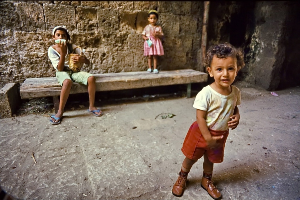 kinder in der altstadt akko, israel 1978