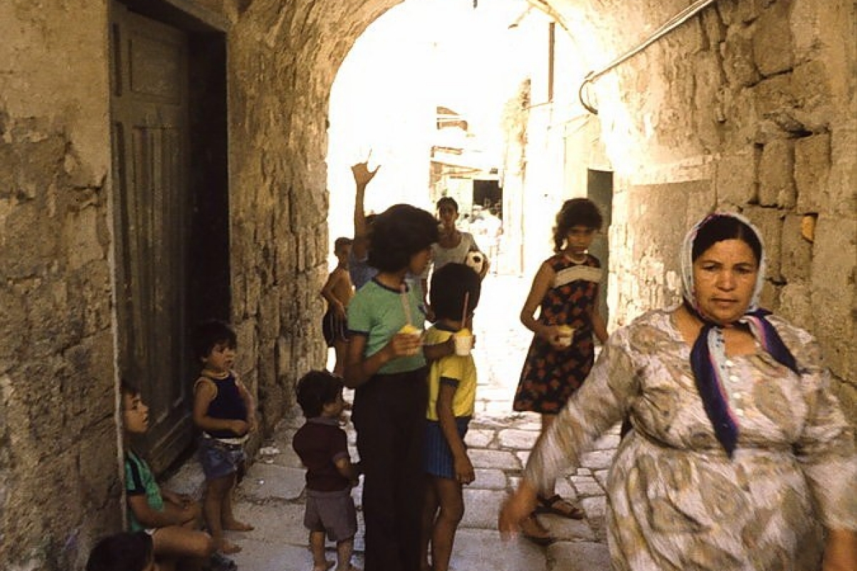 kinder in der altstadt akko, israel 1978