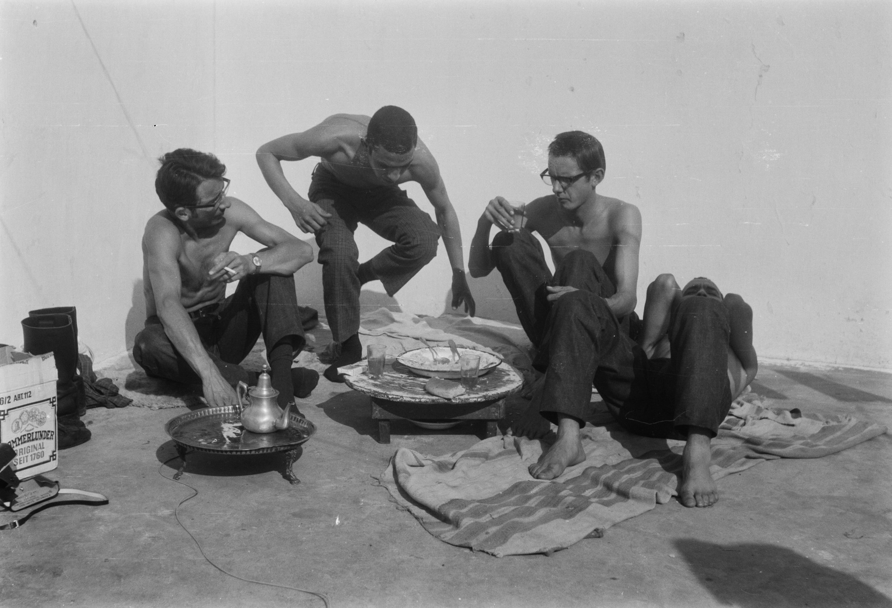 helmut, abderrahman, friedhelm, ahmed, casablanca, marokko 1969