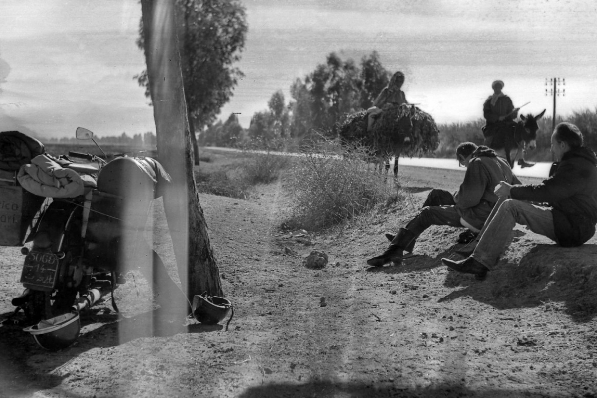 im großen süden, pause am straßenrand, marokko 1969