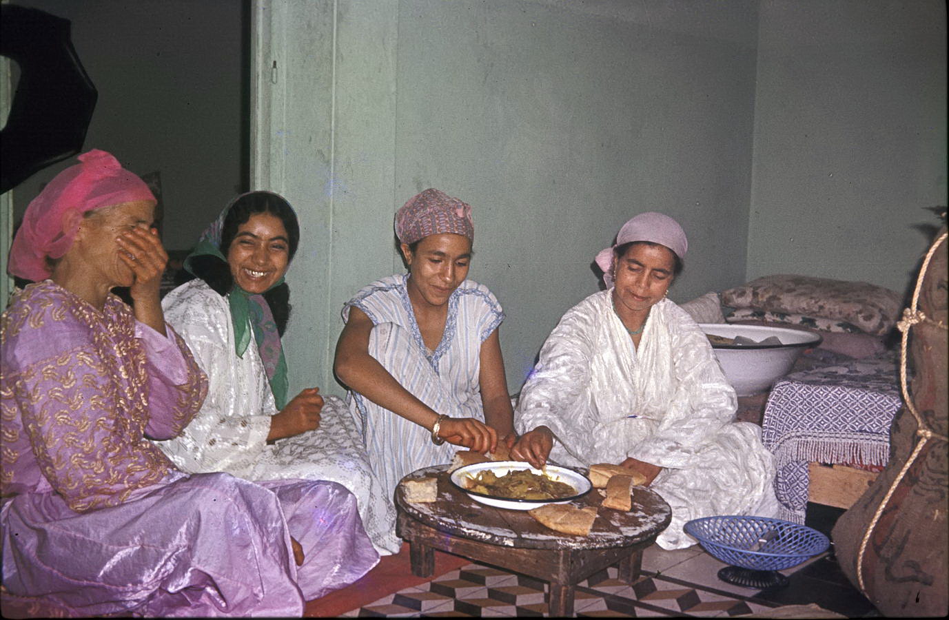 hochzeitsvorbereitung ahmed + fatna, casablanca, marokko 1968