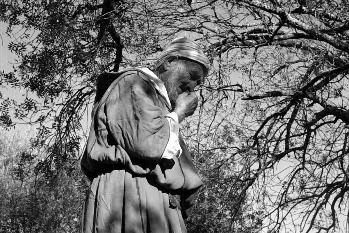 im hohen atlas, besuch am frühen morgen, marokko 1969