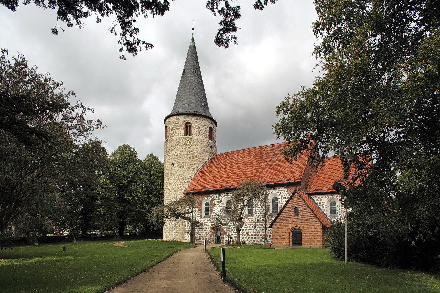 OH, Malente, Neukirchen, Saseler Weg, Kirche St. Johannis